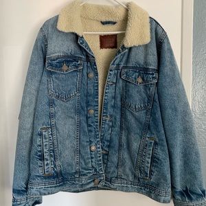 Abercrombie & Fitch Sherpa Denim Jacket